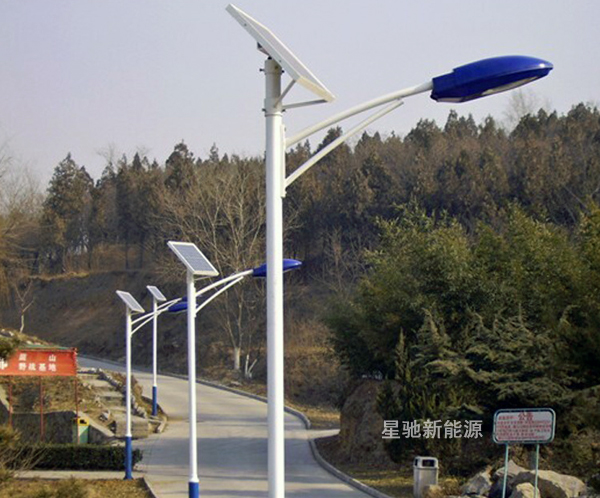 10米太阳能路灯杆价格多少钱一个