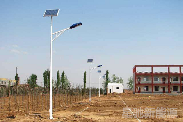6米太阳能路灯参数配置表